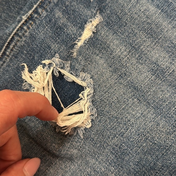 Gap Womens Cheeky Straight Jeans distressed - Picture 5 of 8